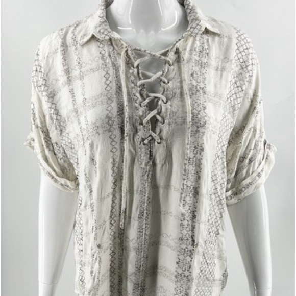 Daytrip Tops - Daytrip Lace-Up V-Neck Peasant Top in Cream